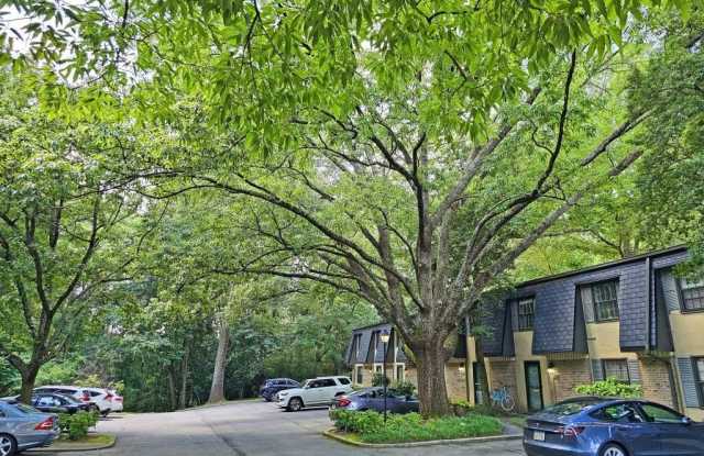 226 Triumph Drive NW photos photos