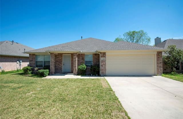 7554 Brittany Place - 7554 Brittany Place, Fort Worth, TX 76137