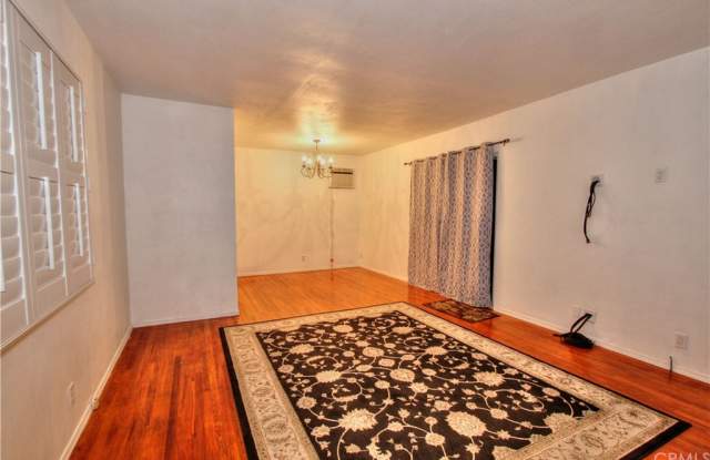 7529 Kengard Avenue Gallery 3