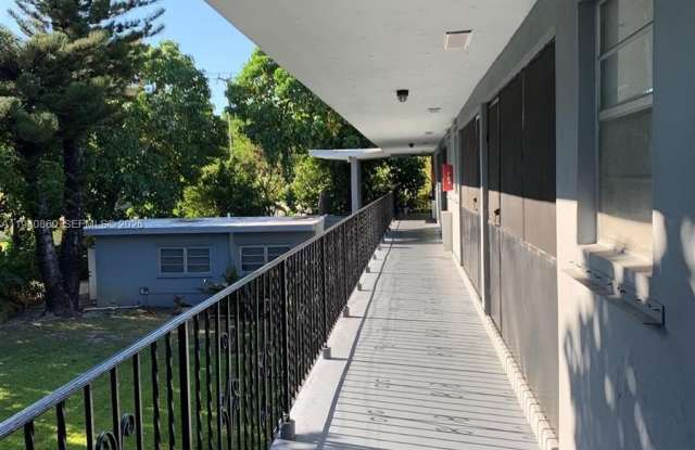 2612 Johnson St photos photos