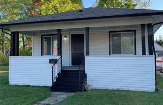 2421 Concord Street photos photos