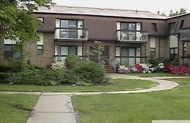 1102 N Oaks Boulevard photos photos