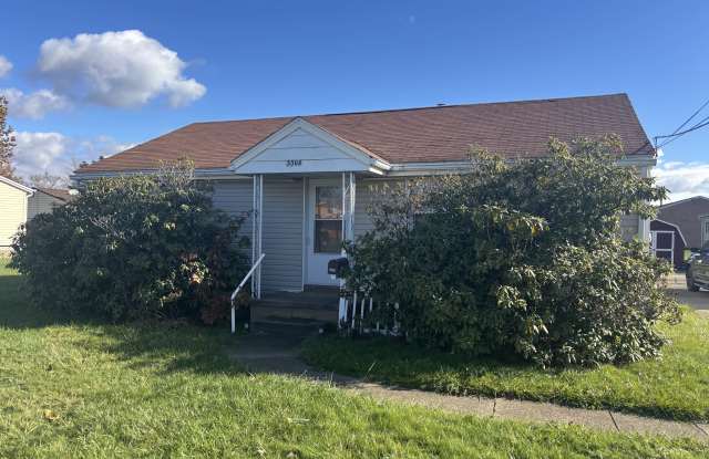 3308 Harmont Avenue Northeast - 3308 Harmont Avenue Northeast, Canton, OH 44705