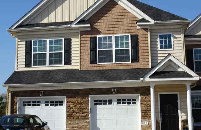 3 beds condo with a golf course view in Braemar Creek for Rent - 802 Braemar Creek, James City County, VA 23188