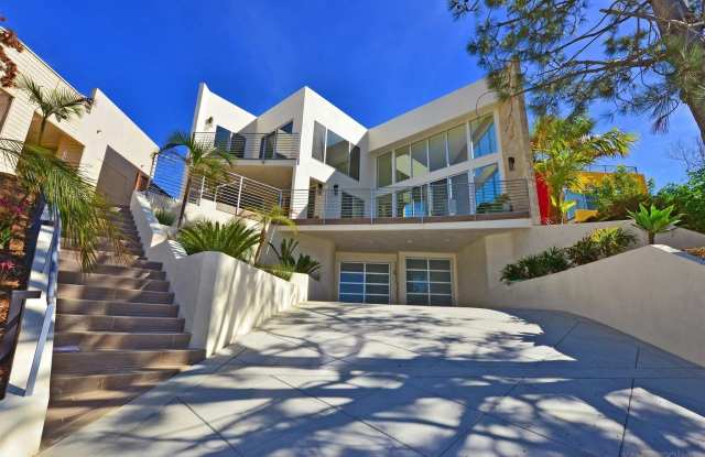 13721 Pine Needles photos photos