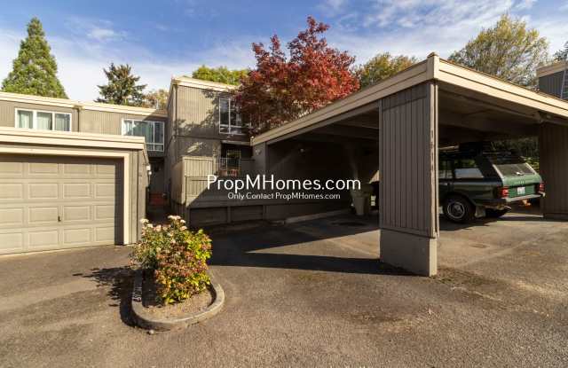 Beautiful 2 Bedroom Beaverton Condo with Patio! Gallery 1