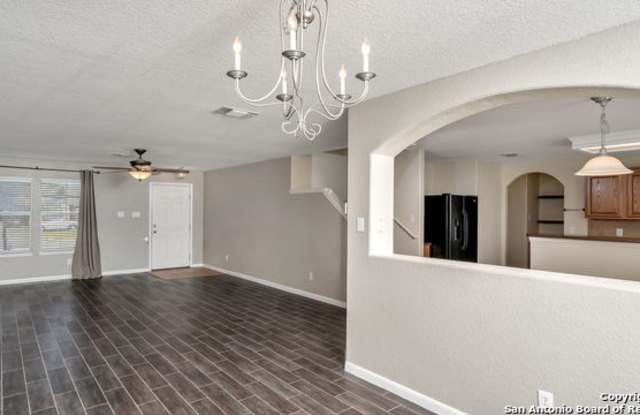 1506 GENTLE CURRENT Gallery 4