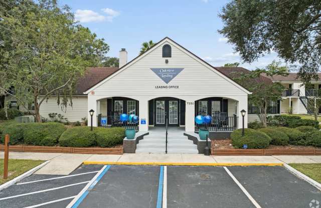 Oakview Landing Apartments Gallery 1