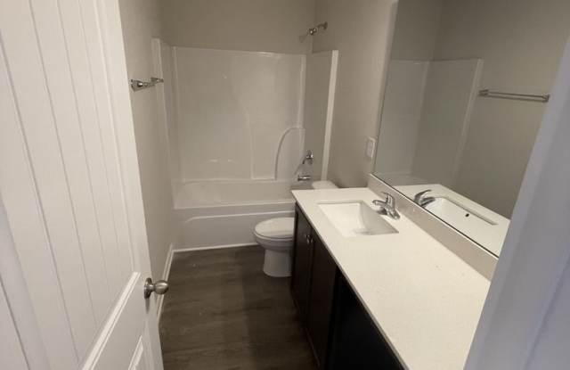 3 Bd 2.5 Ba Townhome photos photos