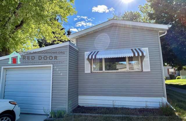 Charming 2 Bed, 1 Bath Home in a Friendly Neighborhood – Pet Friendly! photos photos