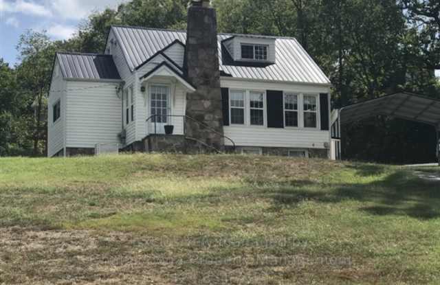 1108 Ashmore Ave photos photos