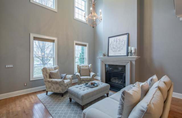 1555 Arlington Avenue Gallery 4