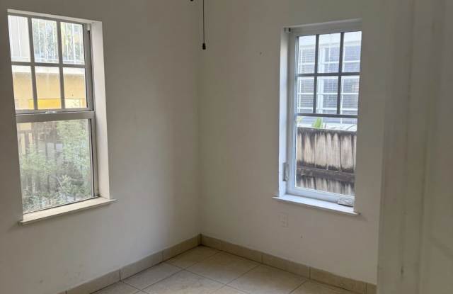 750 Pennsylvania Ave Apt 5 photos photos