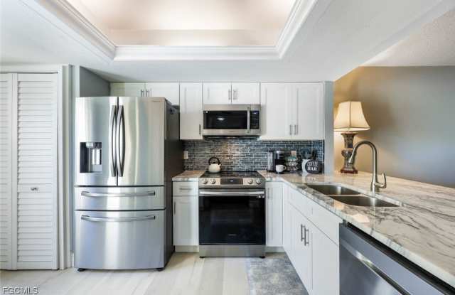 15177 Parkside Drive unit: 104 photos photos
