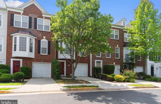 5161 SAPPHIRE SKY Lane - 5161 Sapphire Sky Lane, Centreville, VA 20120