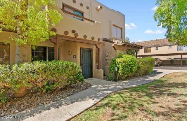 1446 E GROVERS Avenue Gallery 2