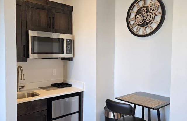 Casita in the Ledges for rent!! Gallery 4