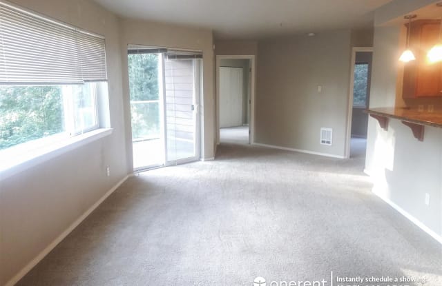 9090 Ravenna Avenue Unit 201 - 9090 Ravenna Ave NE, Seattle, WA 98115