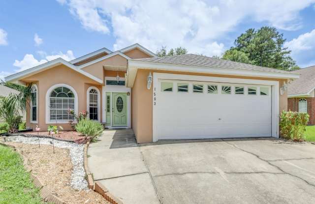 1583 Applewood Way Gallery 1