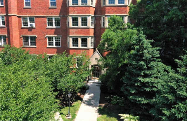 13615 Shaker Blvd - 13615 Shaker Boulevard, Cleveland, OH 44120