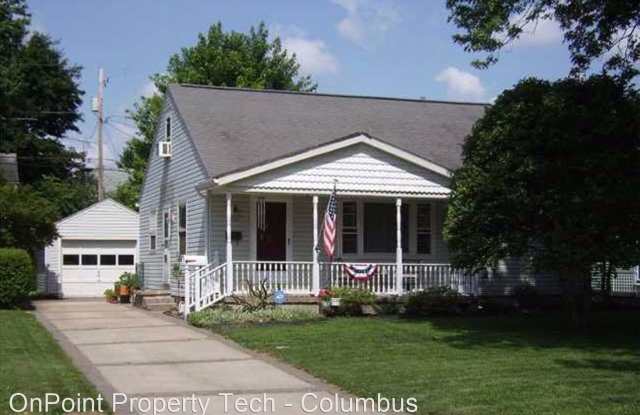 721 Oakwood Ave - 721 Oakwood Avenue, Lancaster, OH 43130