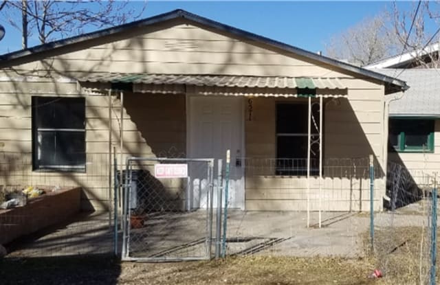 6571 E 71st Ave - 6571 East 71st Avenue, Commerce City, CO 80022