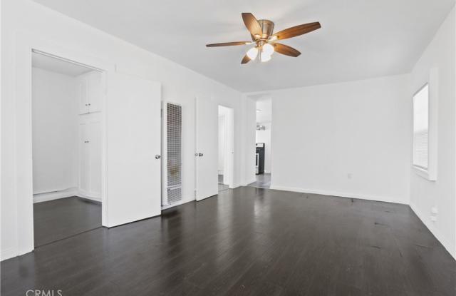 5943 Gaviota Avenue Gallery 3