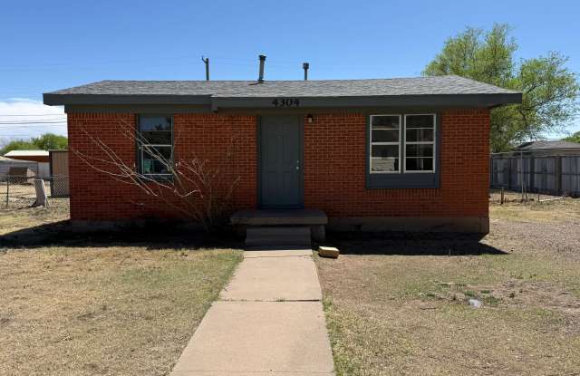 4304 Southeast 14th Avenue photos photos