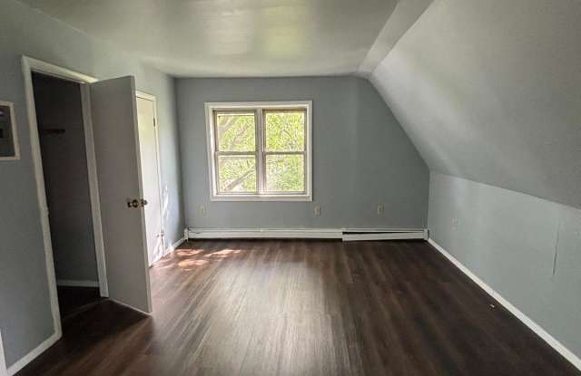 96 Cummings St Gallery 3