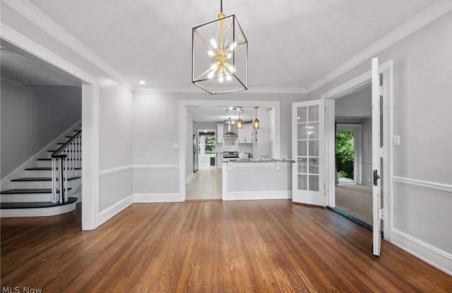 2924 Brighton Road Gallery 3