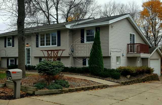 5139 Woodland Road Gallery 4
