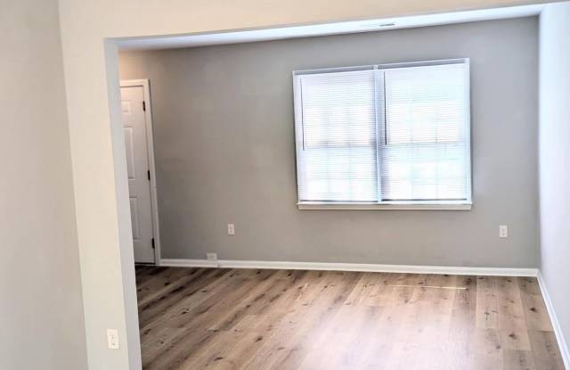 4164 HAMLIN Court Gallery 4