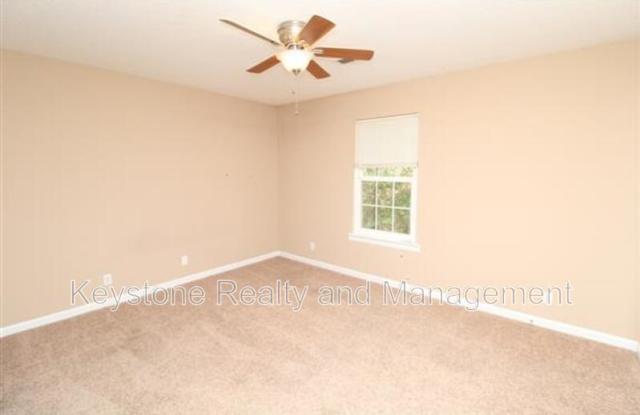 2446 Caroline Drive Gallery 4