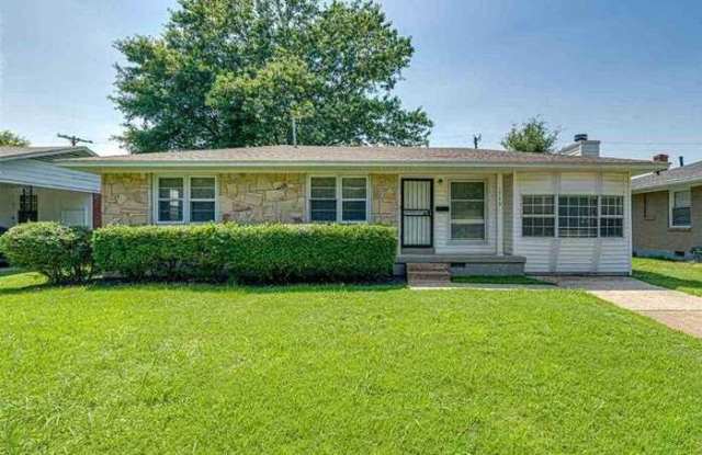 1749 Dearing Road photos photos