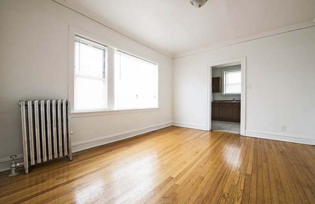 8253-59 S Ingleside Ave Gallery 4