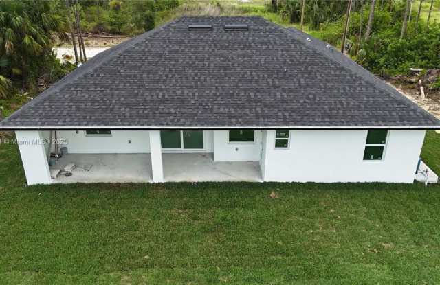 3111 W 17TH ST W photos photos