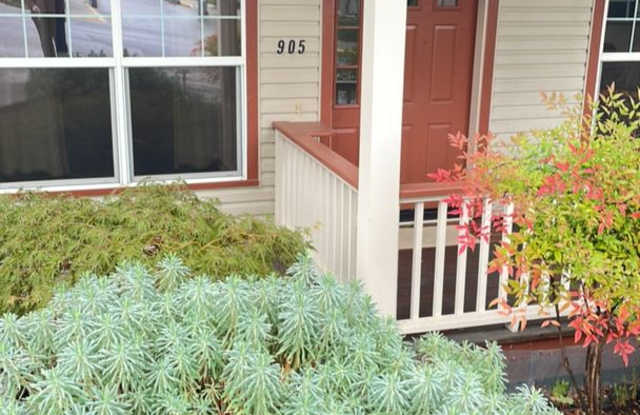 1 Bedroom +Bonus Room, 1.5 bath Condo in 55+ Community photos photos