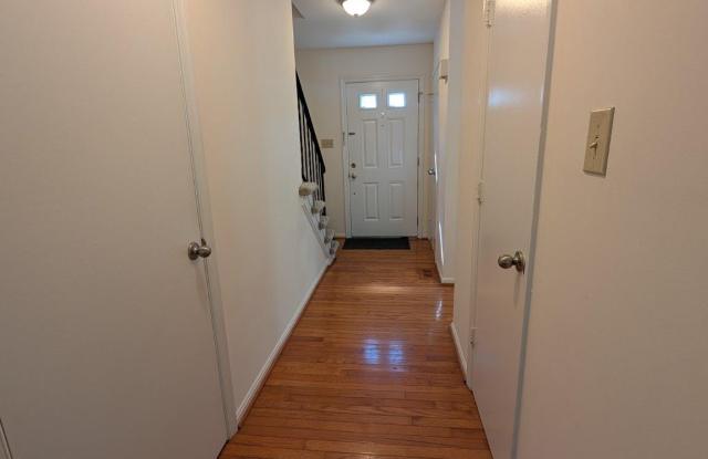 6781 SURREYWOOD Lane Gallery 2