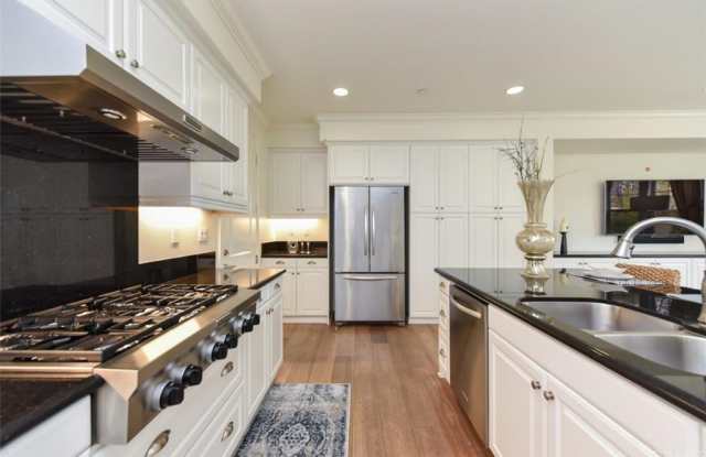 78 Shadowbrook Gallery 3