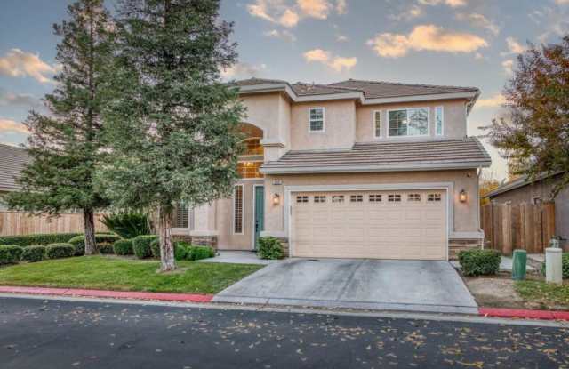 688 Century Lane - 688 Century Lane, Clovis, CA 93612 688 Century Lane - 688 Century Lane, Clovis, CA 93612