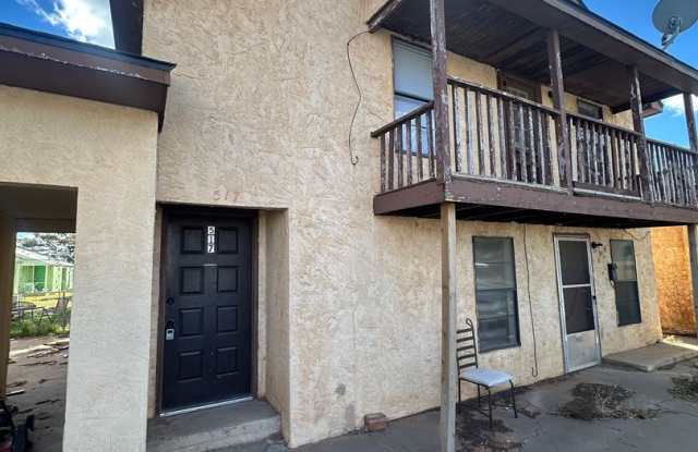 Spacious Upstairs 1 Bed Apartment! photos photos