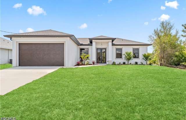 2705 Darlene Place photos photos