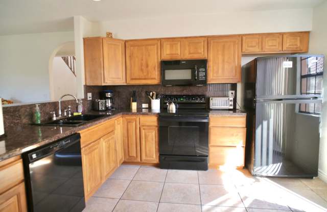 Great foothills location! Fully furnished!! Minutes from Sabino Canyon! - 5258 North Adobe Circle, Catalina Foothills, AZ 85750