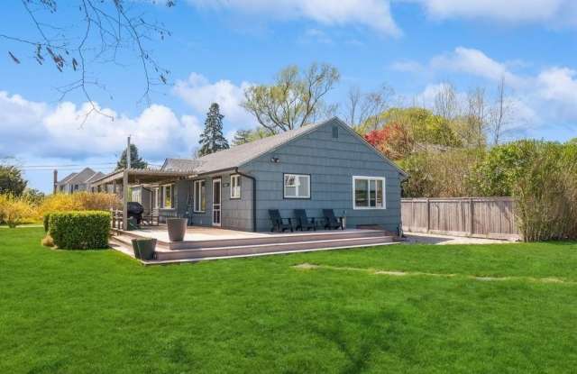 5 Bay Avenue photos photos
