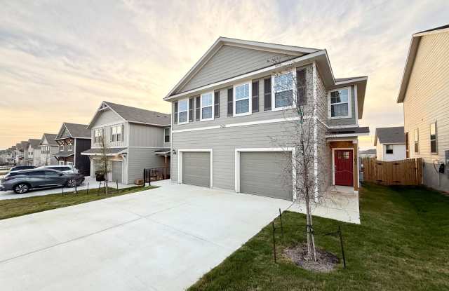 New Townhome, Ready for Move-in photos photos