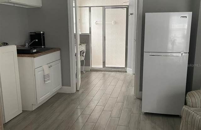 15454 MARKHAM DRIVE - 15454 Markham Drive, Four Corners, FL 34714