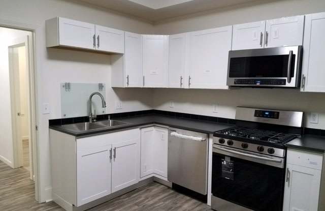 3 Bedroom 2 Full Bath TownHouse with 2 car tandem Parking for Rent photos photos 3 Bedroom 2 Full Bath TownHouse with 2 car tandem Parking for Rent photos photos