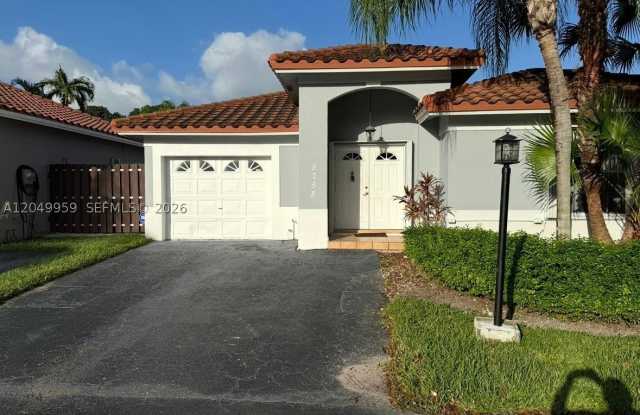 5758 NW 97th Pl photos photos 5758 NW 97th Pl photos photos