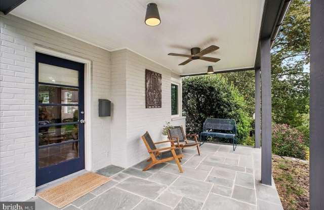 425 ARGYLE Drive Gallery 2