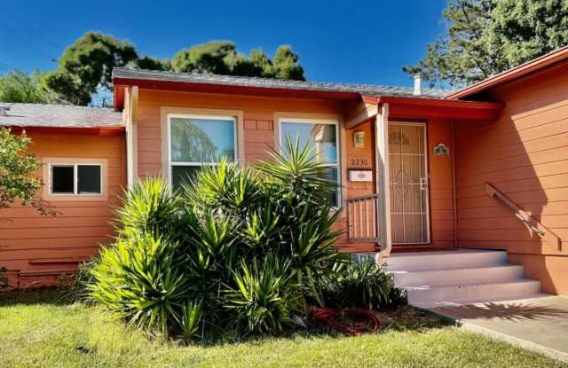 A must see home with a huge master bedroom photos photos